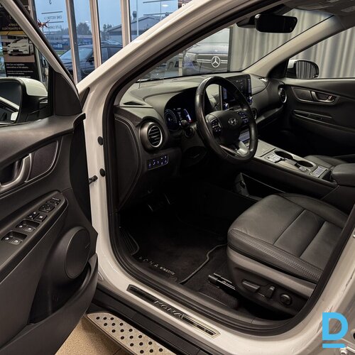 Pārdod Hyundai Kona 64kWh Premium, 2019