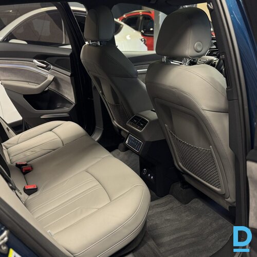 Pārdod Audi e-tron 55, 2018