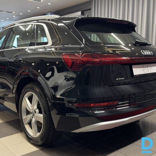 Pārdod Audi e-tron 50, 2019