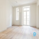 8-комнатная арендная квартира с балконом в проекте «ВИЛЛА 11»