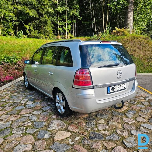 Pārdod Opel Zafira, OPC