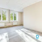 Pārdošanā jauns, tikko izremontēts 2 istabu dzīvoklis netālu no Cēsīm.Dzīvokļa p