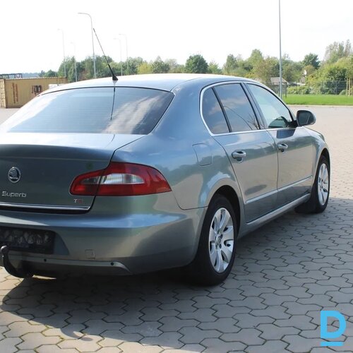 Pārdod Skoda Superb 2.0d, 2009