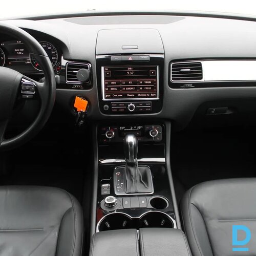 Pārdod Volkswagen Touareg 3.0d, 2013
