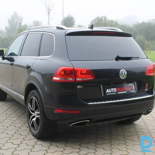 Pārdod Volkswagen Touareg 3.0d, 2013