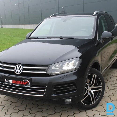Pārdod Volkswagen Touareg 3.0d, 2013