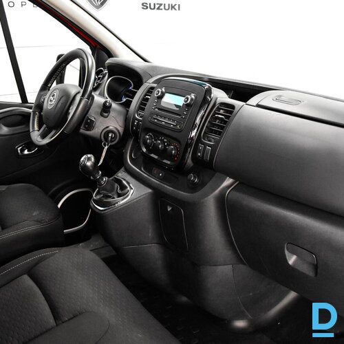 Pārdod Opel Vivaro Combi, 2017