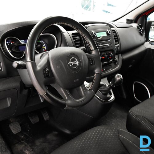 Pārdod Opel Vivaro Combi, 2017