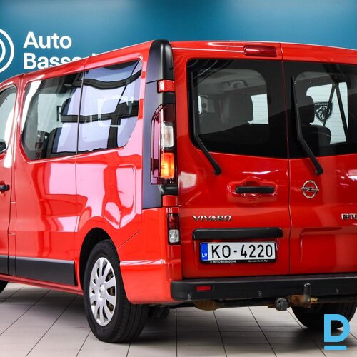 Pārdod Opel Vivaro Combi, 2017