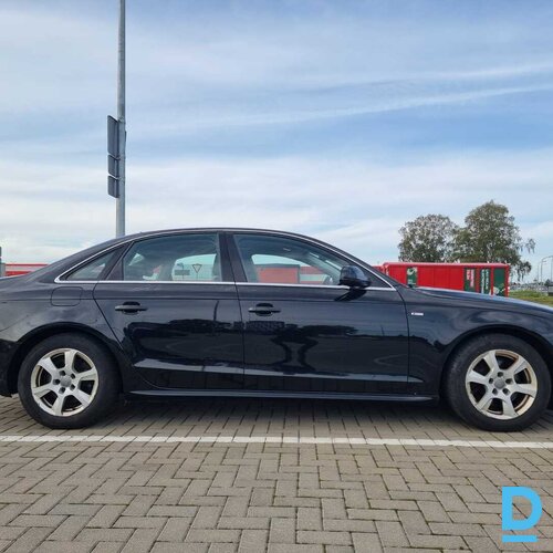 Pārdod Audi A4, 2011