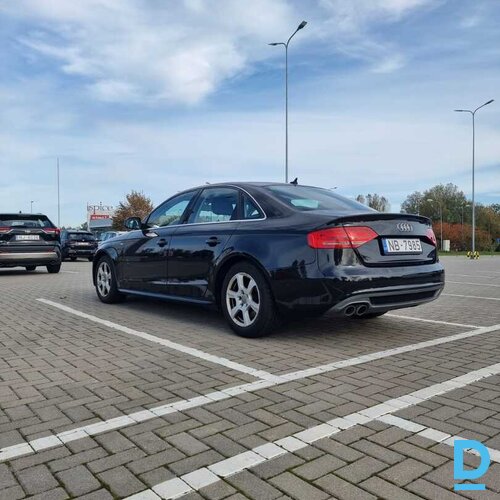 Pārdod Audi A4, 2011