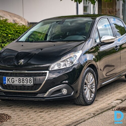 Pārdod Peugeot 208 1.2i, 2016