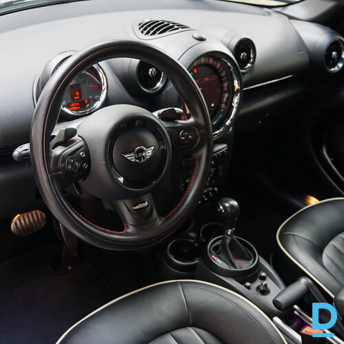 Pārdod MINI Countryman 1.6i, 2015