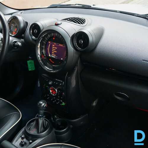 Pārdod MINI Countryman 1.6i, 2015