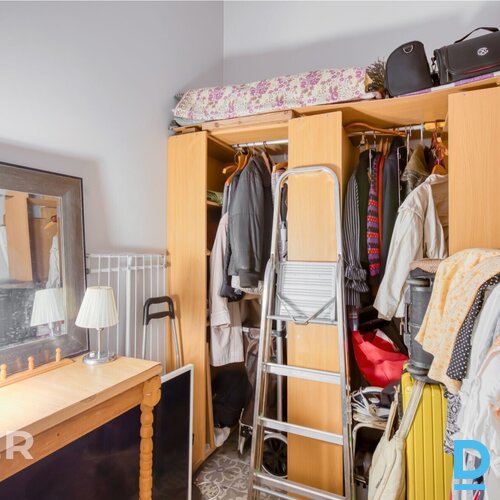 Pārdošanā kapitāli izremontēts vienistabas dzīvoklis 500 metrus no jūras.Dzīvokļ