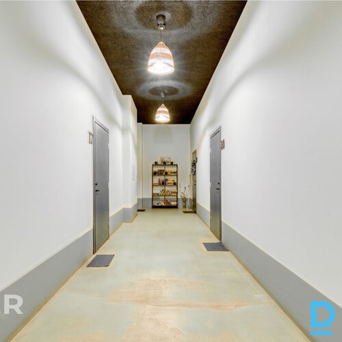 Pārdošanā kapitāli izremontēts vienistabas dzīvoklis 500 metrus no jūras.Dzīvokļ