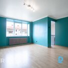 For sale: a bright, sun-filled one-room apartment in the very center of Cēsis.Ap