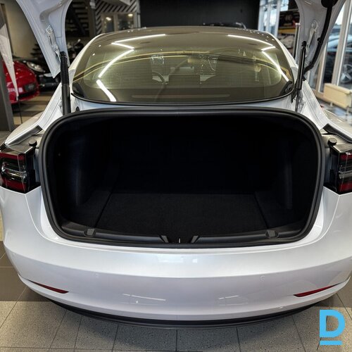 Pārdod Tesla Model 3 Performance Long Range, Dual Motor, 2021 Pārdod Tesla Model 3 Performance Long Range, Dual Motor, 2021