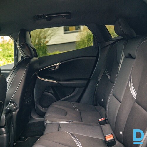 Pārdod Volvo V40, 2.0d, R-Design, 2014
