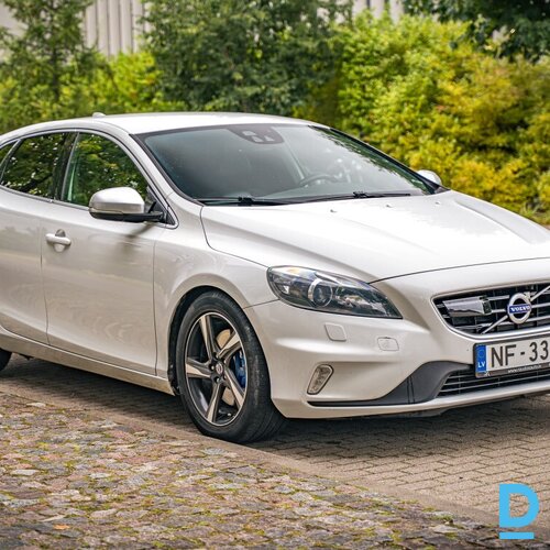 Pārdod Volvo V40, 2.0d, R-Design, 2014