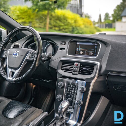Pārdod Volvo V40, 2.0d, R-Design, 2014