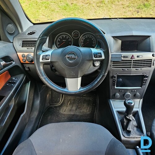 Pārdod Opel Astra, OPC