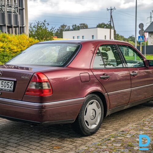 Pārdod Mercedes-Benz C220d, 1996 Pārdod Mercedes-Benz C220d, 1996