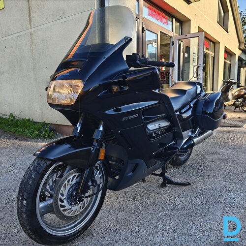 Pārdod Honda ST1100 Paneuropean motociklu, 1100 cm³, 1991