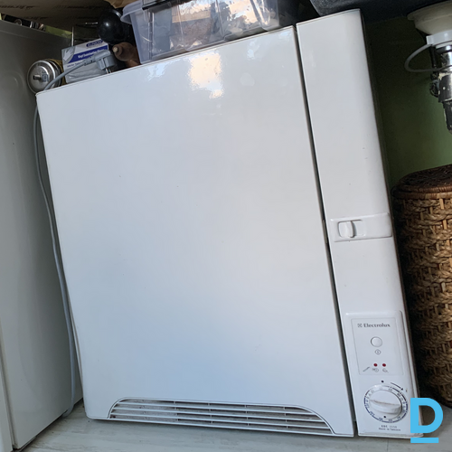 Pārdod Electrolux veļas žāvētāju