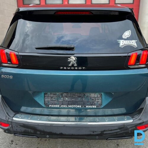 Pārdod Peugeot 5008 1.2i, 2018