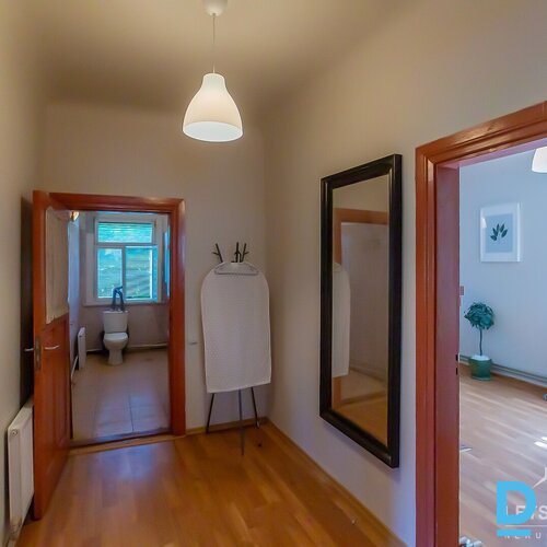78.4 m² māja, 72.4 m² pirts, 152.6 m² saimniecības ēka, 1769 m² zeme, Lāčplēša iela 17, Līvāni, Līvānu novads, Latvija.