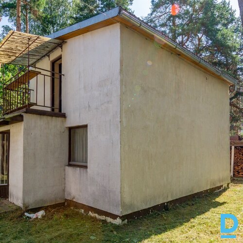 78.4 m² māja, 72.4 m² pirts, 152.6 m² saimniecības ēka, 1769 m² zeme, Lāčplēša iela 17, Līvāni, Līvānu novads, Latvija.