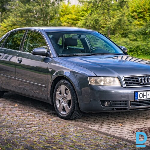 Pārdod Audi A4 2.0i, manuāls, 2001