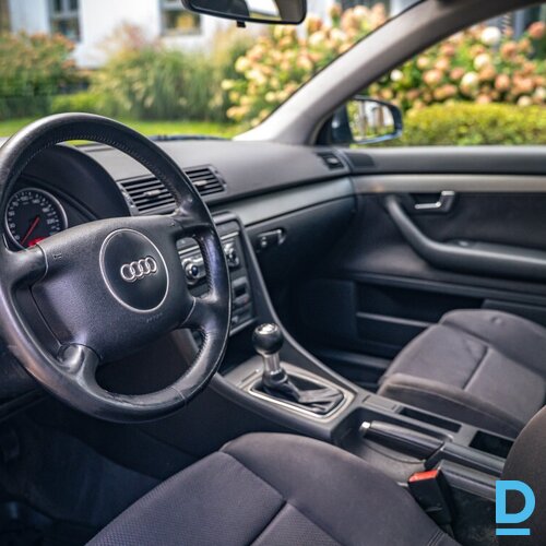 Pārdod Audi A4 2.0i, manuāls, 2001