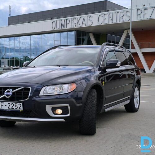 Pārdod Volvo XC70, 2010