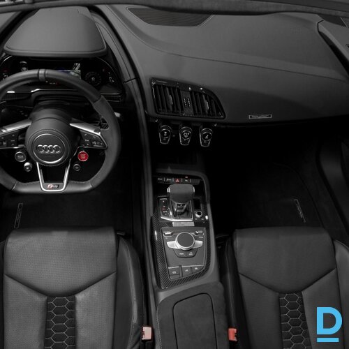Pārdod Audi R8 Spyder V10, 2024