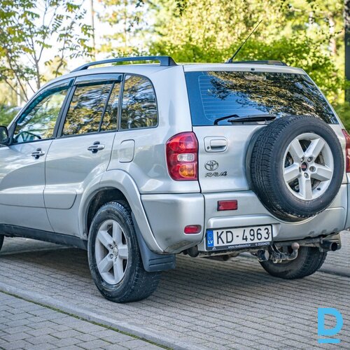 Pārdod Toyota RAV4 2.0d, 4x4, 2004 Pārdod Toyota RAV4 2.0d, 4x4, 2004