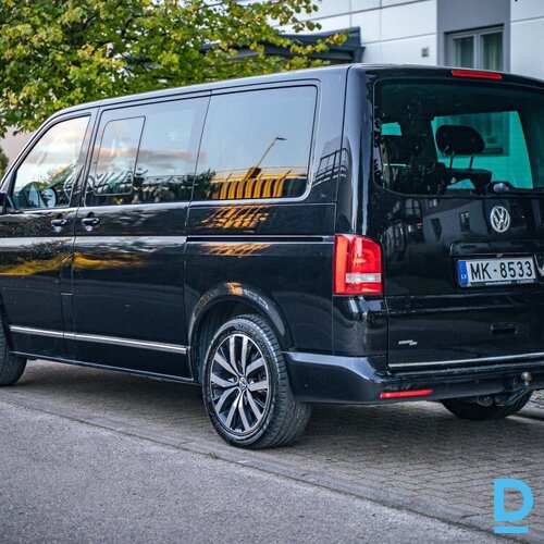 Pārdod Volkswagen Multivan 2.0d, 2015