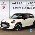 Продают MINI Cooper, 2020