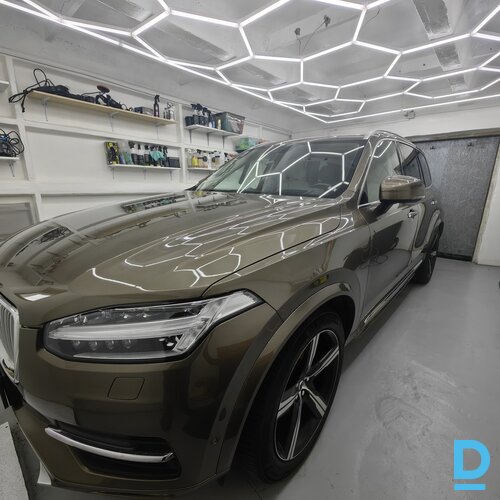 Auto virsbūves pulēšana un citi darbi