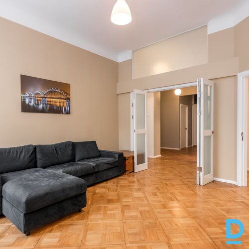 Izīrē dzīvokli Rīga