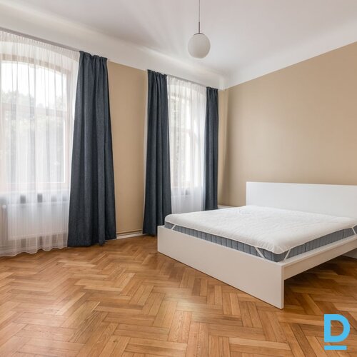 Izīrē dzīvokli Rīga