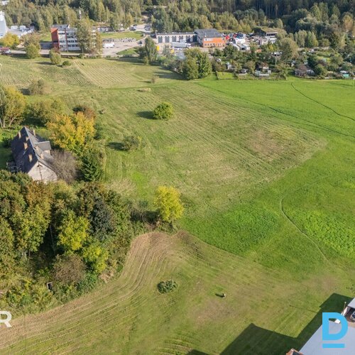 Pārdošanā perspektīvs zemes īpašums Salaspilī ar iespēju sadalīt vairākos apbūve