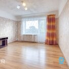 Продаётся солнечная и светлая 2-комнатная квартира с балконом в удобном месте.Пл