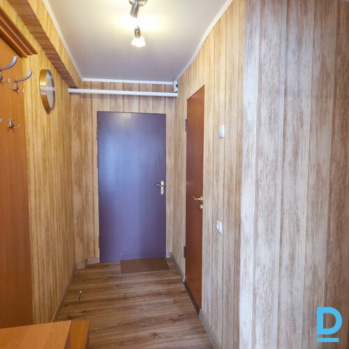 Pārdod dzīvokli Skolas 5 k-2, 34m², 1 ist.