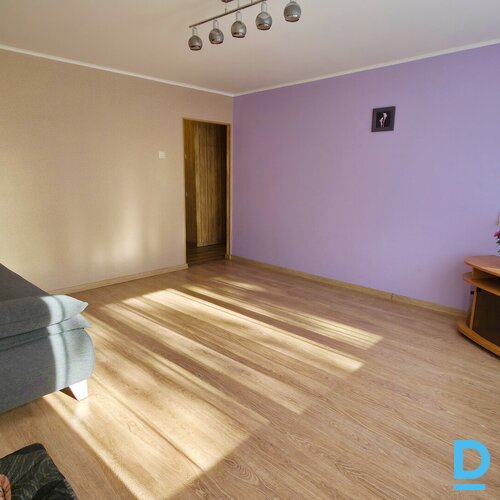 Pārdod dzīvokli Skolas 5 k-2, 34m², 1 ist.