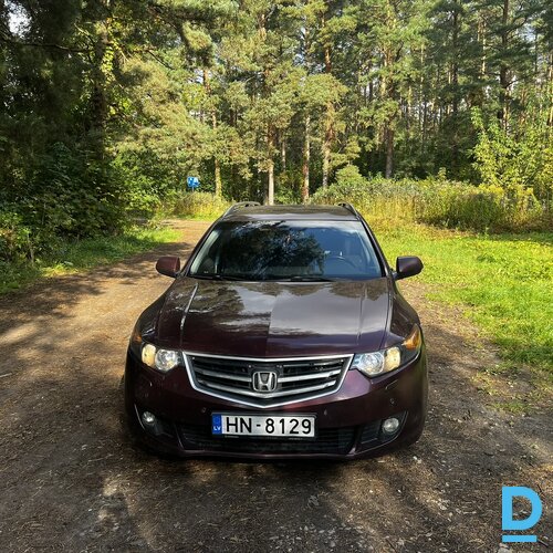 Pārdod Honda Accord, 2010