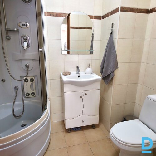 Pārdod māju Mārupes novads, Babītes pagasts, Spilve, Dravnieku iela 26, 274m²
