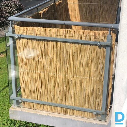 Pārdod Niedru sietu/žogu/paklāju Dārzam un Mājai Pārdod Niedru sietu/žogu/paklāju Dārzam un Mājai