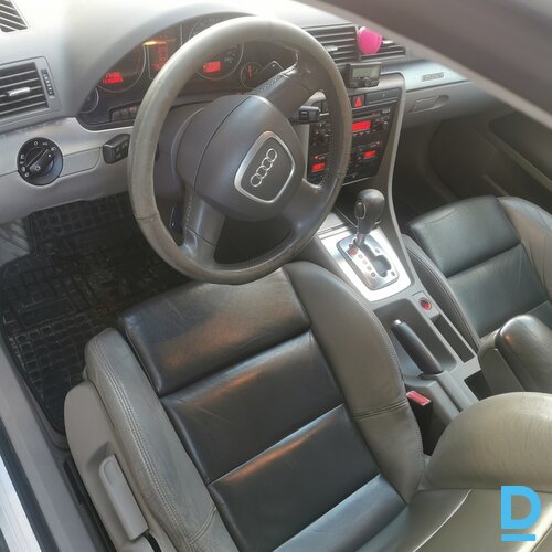 Pārdod Audi A4, 2005